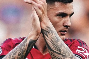 亚博网址 -包含意甲今晨走向成谜；曼联回应争议；压力陡增；身体对抗强度拉满的词条