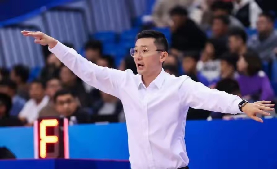 亚博平台 -关于浙江队迎CBA季后赛关键赛,冲刺阶段状态回暖,压力陡增,控场能力受关注的信息