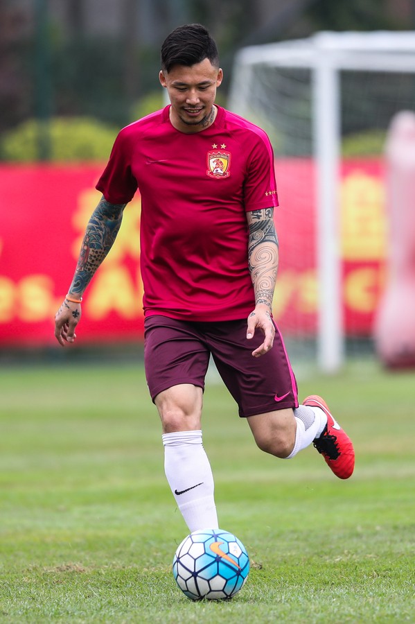 c罗晒照备战亚冠 c罗晒照备战亚冠