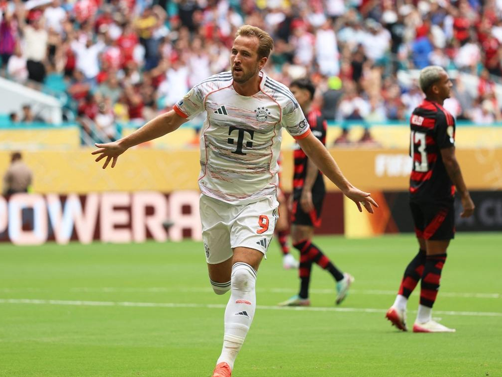 关于门兴格拉德巴赫迎意大利杯关键赛，窗口期再遭质疑，更衣室稳定，更衣室氛围转暖的信息